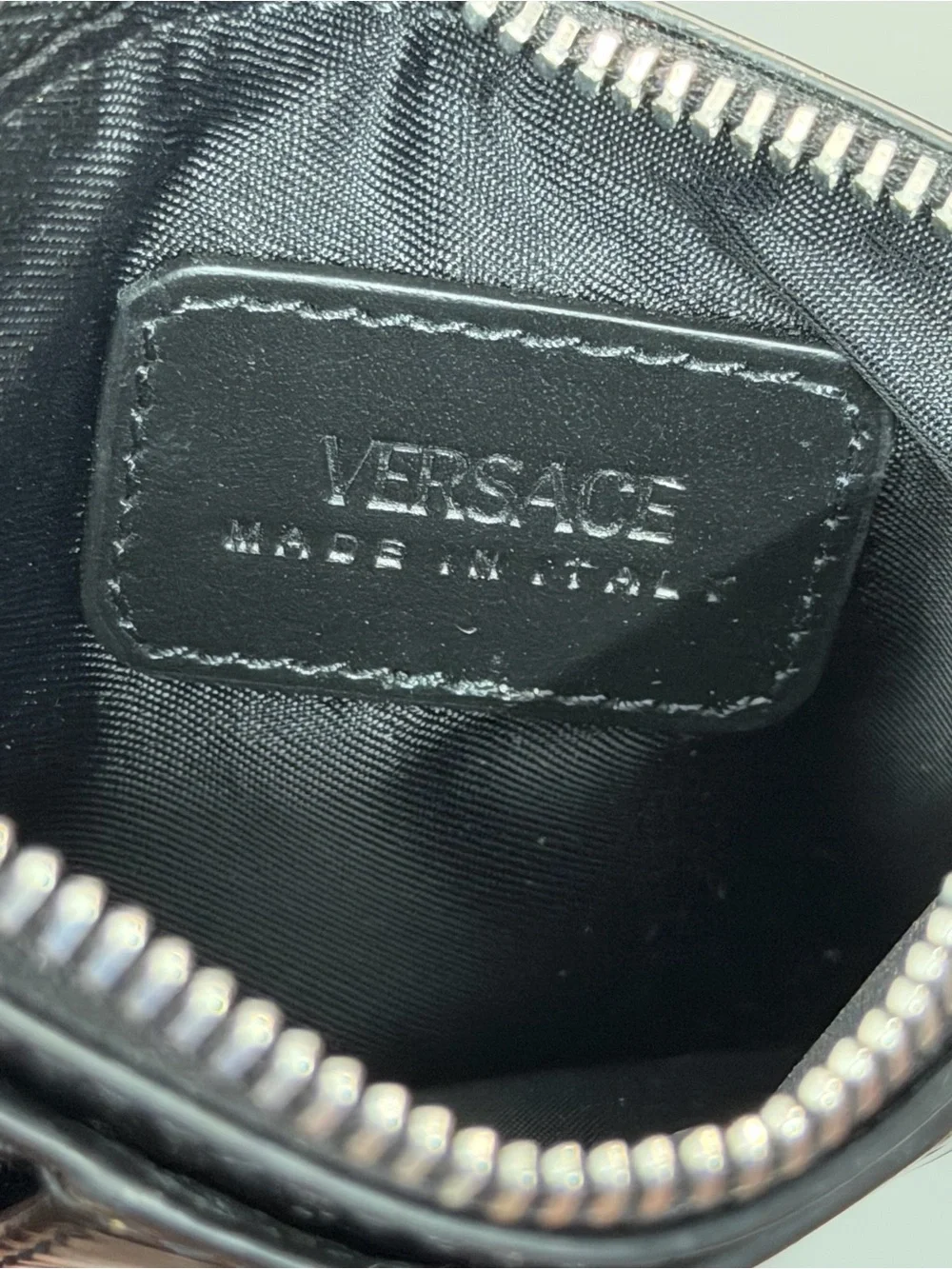 Versace black croc medusa biggie zipper card holder - Picture 6 of 8